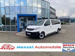 Weiß Gebraucht 2022 Opel Vivaro Selection Van / Kleinbus | 24.990 € (Teuer)