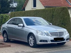 Silber Gebraucht 2009 Mercedes E220 Limousine | 7.990 € (Fairer Preis)