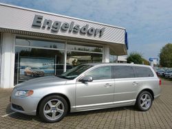 Silber Gebraucht 2009 Volvo V70 Kinetic Kombi | 6.800 €