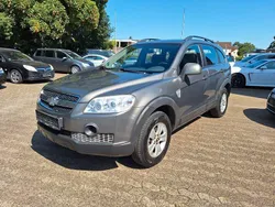 Grau Gebraucht 2008 Chevrolet Captiva LS SUV | 3.700 € (Fairer Preis)