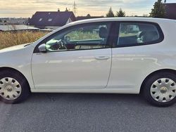 Weiß Gebraucht 2009 VW Golf VI Trendline Limousine | 6.400 € (Fairer Preis)