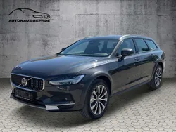 Platinum grey Gebraucht 2024 Volvo V90 CC Plus Kombi | 61.490 €
