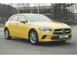 Gelb Gebraucht 2019 Mercedes A180 Limousine | 19.980 € (Guter Preis)