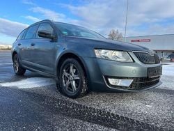 Grau Gebraucht 2016 Skoda Octavia Joy Kombi | 5.500 € (Superpreis)