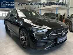 Obsidianschwarz metallic Gebraucht 2023 Mercedes C300e AMG Line Premium Plus Kombi | 47.849 € (Fairer Preis)