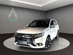 Weiß Gebraucht 2017 Mitsubishi Outlander P-HEV Top SUV | 15.900 € (Guter Preis)