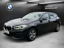 Schwarz Gebraucht 2023 BMW 118 Advantage Kleinwagen | 22.880 € (Guter Preis)
