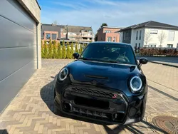 Andere außenfarben Gebraucht 2022 Mini Cooper S Kleinwagen | 25.600 € (Guter Preis)