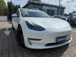 Weiß Gebraucht 2022 Tesla Model 3 Performance Limousine | 28.999 € (Guter Preis)