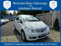 Weiß Gebraucht 2010 Mercedes A160 Avantgarde Van / Kleinbus | 10.900 €