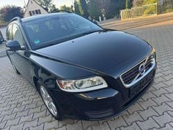 Black sapphire Gebraucht 2010 Volvo V50 Drive Kinetic Kombi | 6.490 € (Fairer Preis)