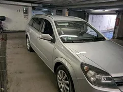 Silber Gebraucht 2005 Opel Astra Elegance Kombi | 3.299 € (Fairer Preis)