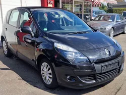 Perlmuttschwarz Gebraucht 2009 Renault Scénic III Expression Van / Kleinbus | 2.950 € (Fairer Preis)