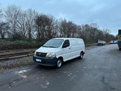 Weiß Gebraucht 2007 Toyota HiAce Van | 8.750 € (Teuer)