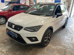 Weiss (metallic) Gebraucht 2020 Seat Arona FR SUV | 20.790 € (Fairer Preis)