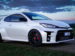 Weiß Gebraucht 2020 Toyota Yaris Kleinwagen | 44.999 €