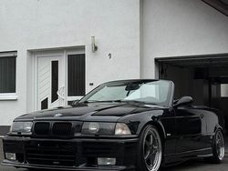 Schwarz Gebraucht 1999 BMW 328 Cabriolet M Sport Cabrio | 13.000 €