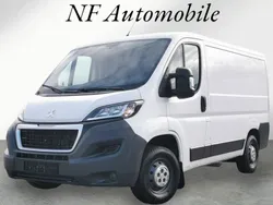 Weiss banquise Gebraucht 2017 Peugeot Boxer Van | 11.980 € (Fairer Preis)