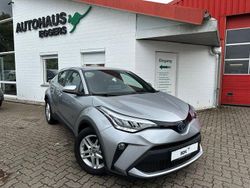 Silber Gebraucht 2023 Toyota C-HR Business Edition SUV | 21.790 €