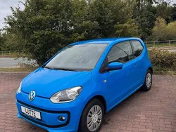 Blau Gebraucht 2015 VW up! Kleinwagen | 7.900 € (Etwas zu teuer)