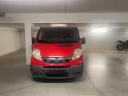 Rot Gebraucht 2012 Opel Vivaro Van | 6.500 €