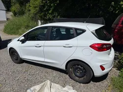 Weiß Gebraucht 2018 Ford Fiesta Trend Kleinwagen | 7.800 € (Fairer Preis)