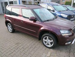Rot rosso brunello metallic Gebraucht 2014 Skoda Yeti Ambition SUV | 9.555 € (Fairer Preis)