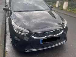 Schwarz Gebraucht 2019 Kia Ceed Sportswagon Vision Kombi | 15.000 € (Fairer Preis)