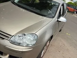 Beige Gebraucht 2005 VW Golf IV Basis Kombi | 2.400 € (Fairer Preis)