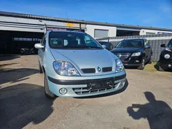 Silber Gebraucht 1999 Renault Scénic Van / Kleinbus | 2.300 € (Etwas zu teuer)