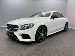 Weiß Gebraucht 2020 Mercedes E200 AMG line Coupé | 28.999 € (Fairer Preis)