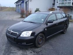 Schwarz Gebraucht 2005 Toyota Avensis Sol Kombi | 990 € (Fairer Preis)