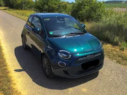 Grün Gebraucht 2021 Fiat 500e La Prima Limousine | 15.200 € (Guter Preis)
