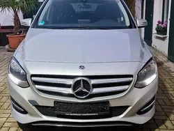 Silber Gebraucht 2017 Mercedes B180 Van / Kleinbus | 11.600 € (Etwas zu teuer)