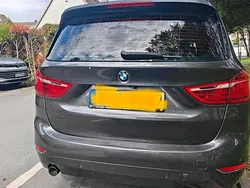 Grau Gebraucht 2016 BMW 216 Van / Kleinbus | 13.000 €