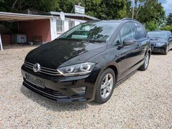 Schwarz Gebraucht 2015 VW Golf Sportsvan LOUNGE Van / Kleinbus | 12.790 € (Fairer Preis)