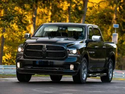 Schwarz Gebraucht 2011 Dodge Ram Abholung | 14.500 € (Superpreis)