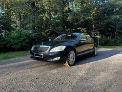 Schwarz Gebraucht 2007 Mercedes S450 Limousine | 9.990 €