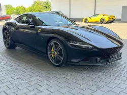 Schwarz Gebraucht 2021 Ferrari Roma Coupé | 215.271 € (Etwas zu teuer)