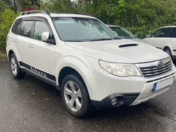 Weiß Gebraucht 2011 Subaru Forester SUV | 5.900 € (Superpreis)