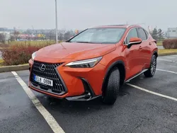 Orange Gebraucht 2023 Lexus NX450h+ E-FOUR Luxury Line SUV | 55.000 € (Fairer Preis)