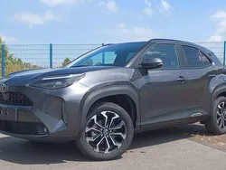 Grau Neu 2025 Toyota Yaris Cross SUV | 30.890 € (Fairer Preis)