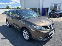 Braun Gebraucht 2016 Nissan Qashqai Acenta SUV | 14.690 € (Fairer Preis)