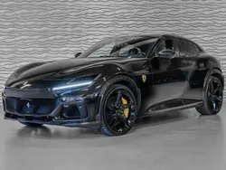 Schwarz Neu 2025 Ferrari Purosangue SUV | 665.805 €
