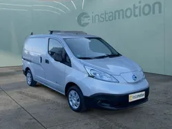 Nissan e-NV200