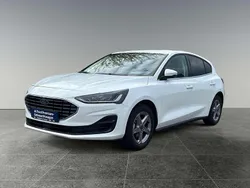 Frozen white Gebraucht 2023 Ford Focus Style Limousine | 20.990 € (Guter Preis)