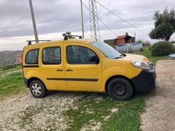 Gelb Gebraucht 2016 Renault Kangoo Van / Kleinbus | 5.500 € (Superpreis)