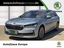 Pebble silber metallic Gebraucht 2024 Skoda Superb LAURIN & KLEMENT Kombi | 38.290 € (Teuer)