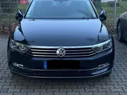 Schwarz Gebraucht 2016 VW Passat Highline Limousine | 12.300 € (Etwas zu teuer)