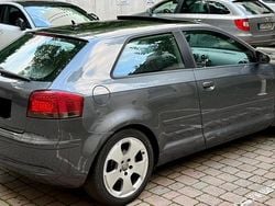 Grau Gebraucht 2005 Audi A3 Coupé | 2.000 € (Guter Preis)